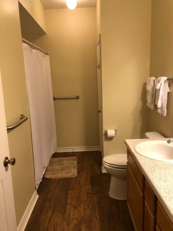 יוסטון The Reside Fully Furnished Condos - Medical Stays Welcome מראה חיצוני תמונה